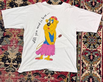 Vintage Cartoon T-Shirt All You Need Is Love  90s Size L