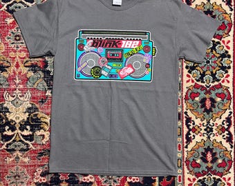 Blink-182 2012 Tour T Shirt Crappy Punk Rock Band Size M
