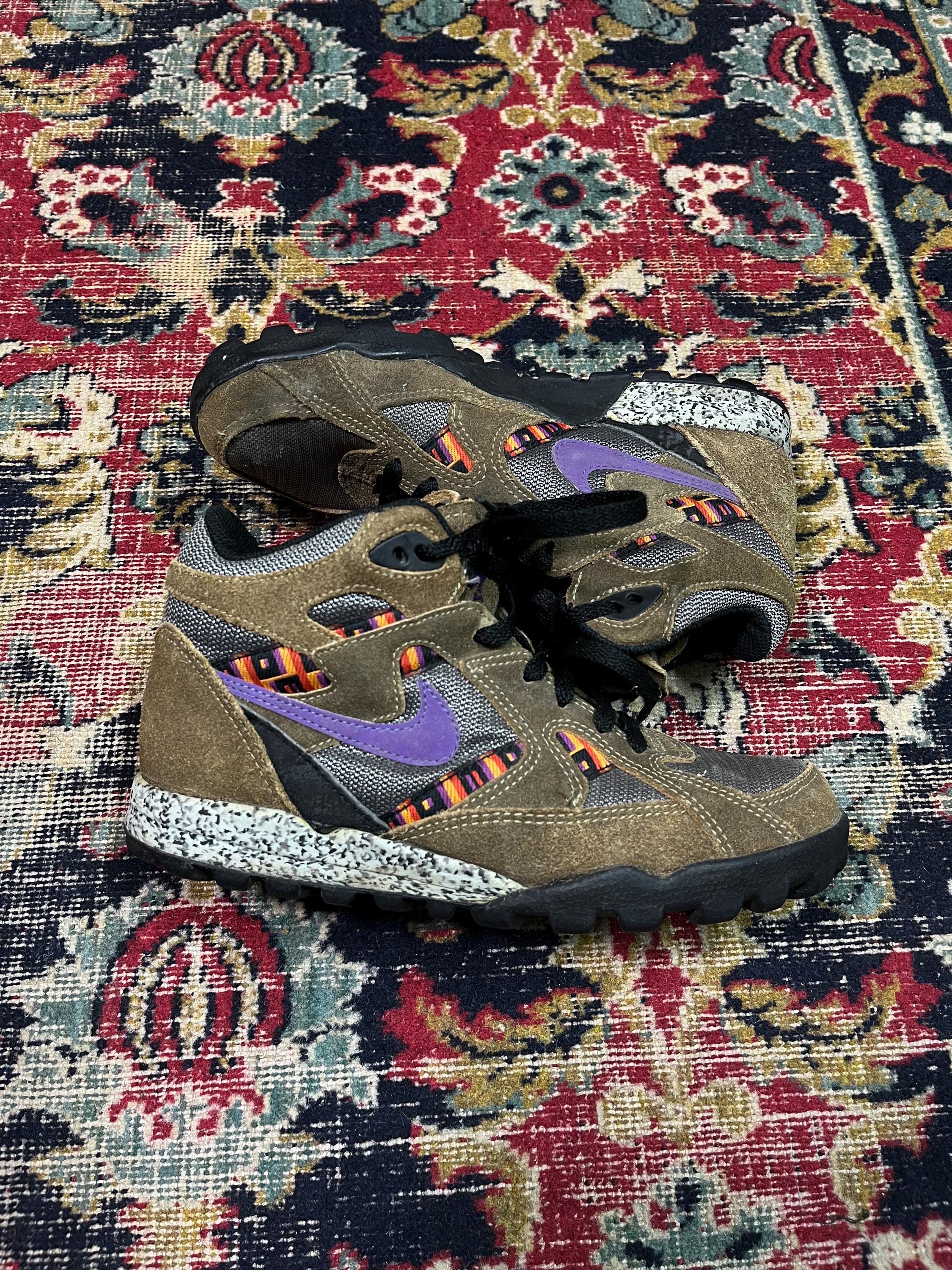 Vintage 90s Nike Sneakers - Etsy UK