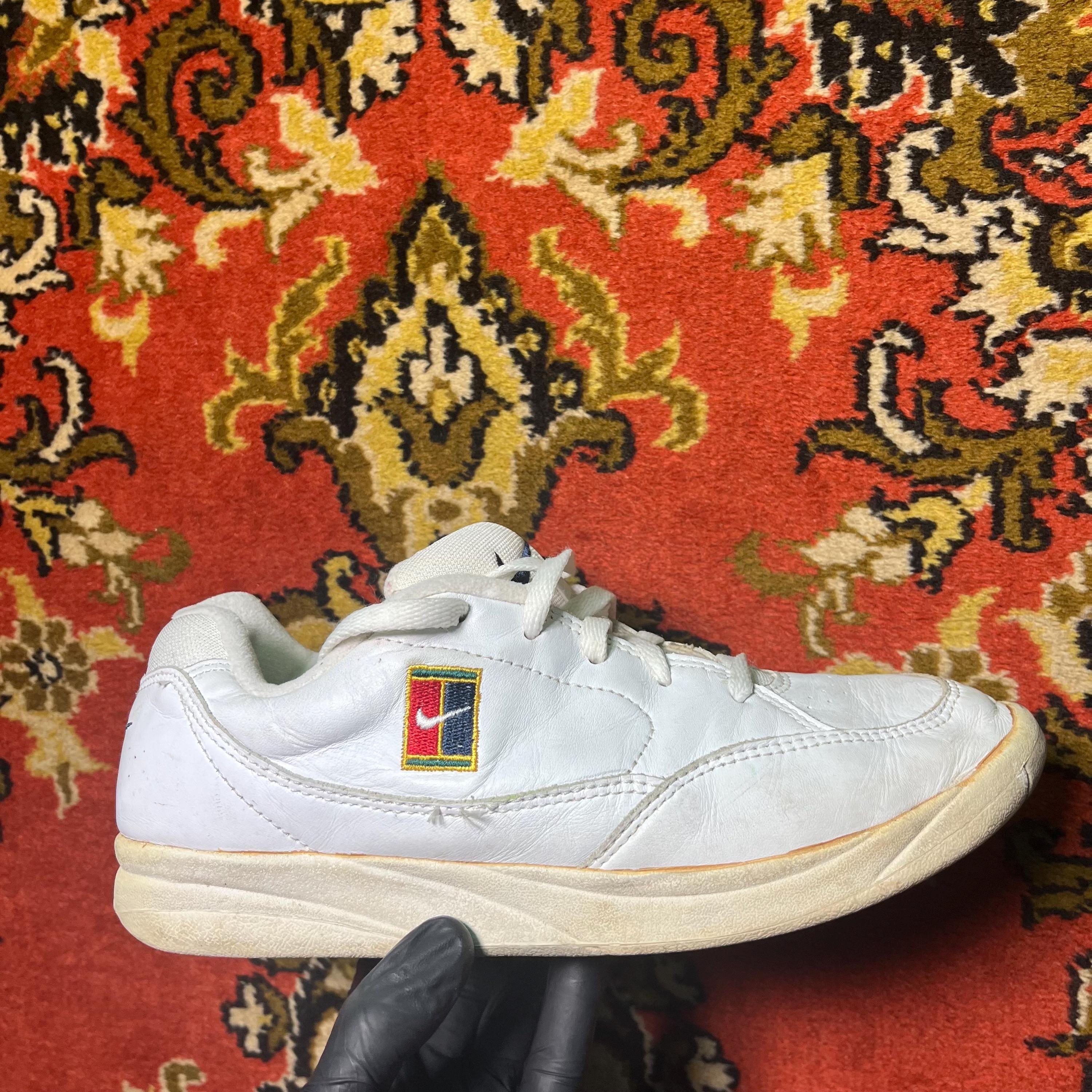 Vintage nike tennis shoes - Etsy 日本