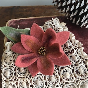 Felted Fiber Flower Pin, Christmas Brooch, Needle Felting