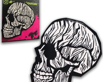 Skull Enamel Pin