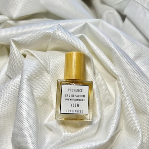 Provence Eau De Parfum | A fresh, floral concoction | Feminine | Yuth Fragrances |