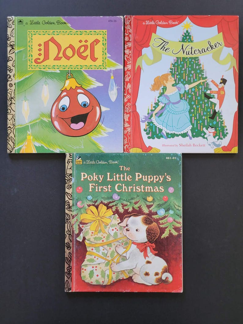 K&ouml;nnte beinhalten: Drei Vintage Little Golden B&uuml;cher mit Weihnachtsthemen. Titel sind "No&euml;l", "The Nutcracker" und "The Poky Little Puppy's First Christmas". Die Cover zeigen farbenfrohe Illustrationen von Urlaubsszenen und -figuren.