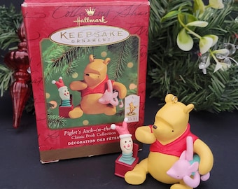Hallmark Keepsake Ornament Winne the Pooh/2000's Piglet's Jack-in-the-Box/A.A. Milne/E. H. Shepard/Classic Pooh/Collectible/Made in Thailand