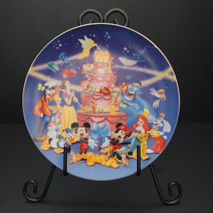 Disney & Amblin The Art of Disney Collector Plate/In Celebration of One Hundred Years of Walt Disney's Imagination/Disneyana/Made in China