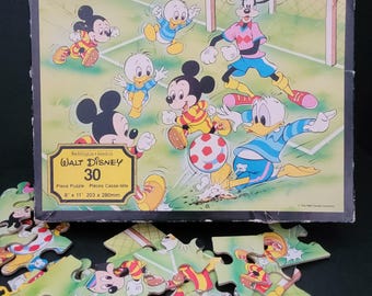 Waddington's 30 Piece Disney Puzzle/Vintage Mickey, Goofy, and Donald Soccer Puzzle/Walt Disney Company 1986/Chunky Puzzle/Made in Canada