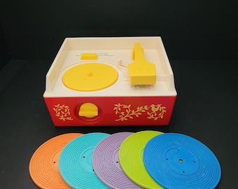 Vintage Fisher Price #995 Music Box Record Player/Classic Toy/Relive Memories/Gift for Collector/Gift for Child/Wind-up Toy/Moving Parts/USA