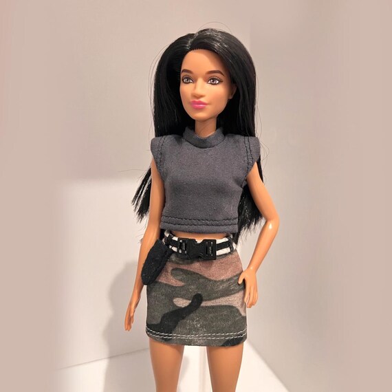 Dark Grey Top and Camouflage Skirt Inspired by Lara Croft Outfits