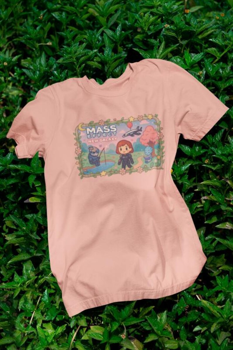 Camiseta inspirada en Mass Effect: cómoda camiseta unisex con estampado de estilo gamer y temática de ciencia ficción. imagen 4