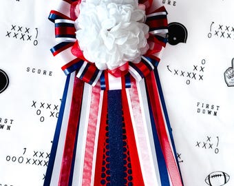 Mamá Hoco personalizada, base de mamá en blanco para el regreso a casa, personalizada con los colores de su escuela o elecciones de color, las mamás vienen ensambladas.