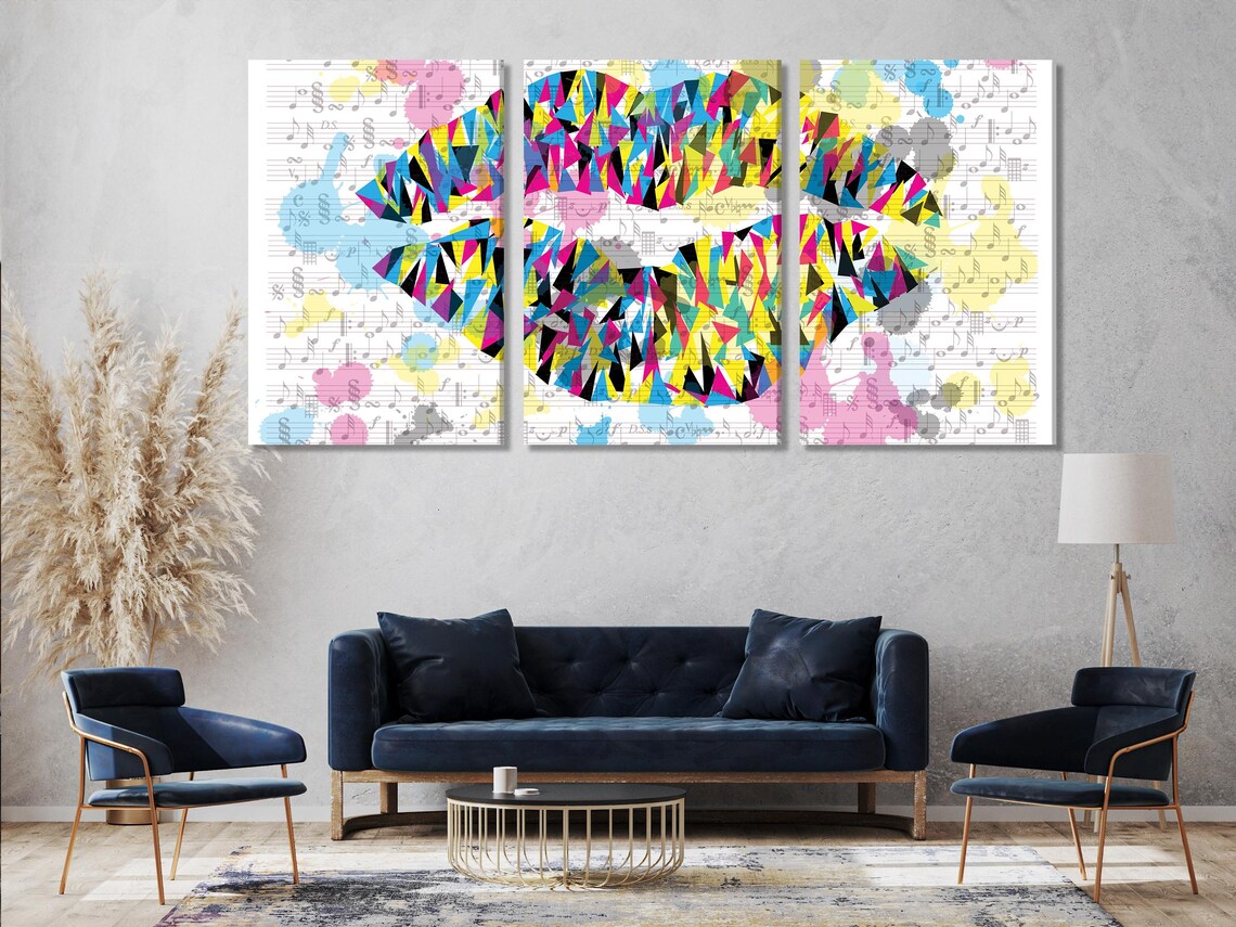 A five-panel pop-art composition shows bright geometric lips overlaid with scattered musical notes, with high-contrast multi-colour blocks on a light