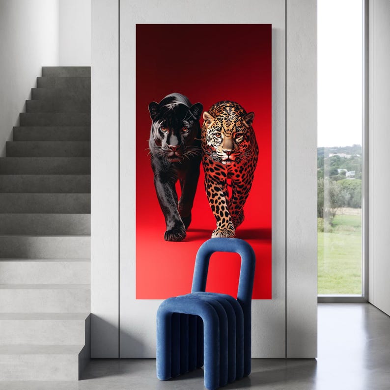 Väggkonst med svart panter och leopard - Violett röd canvastavla med vilda djur, samtida konsttryck, fotografi av vilda djur, konst med vilda stora katter bild 1