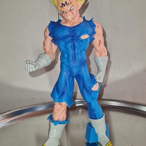 Super Saiyan Majin Vegeta Figure Very High Finish