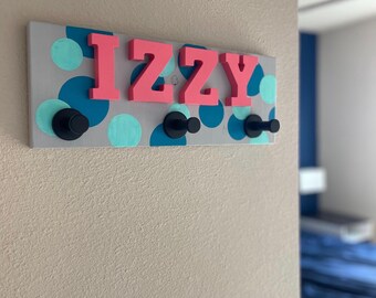 Personalized 3-Peg Wooden Hanging Rack with 3D Block Letters