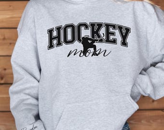 Personalisierter Hockey Hoodie, personalisiertes Hockey-Sweatshirt, benutzerdefinierte Spielername Hülle, Hockey-Mama Geschenk, gemütlicher Spieltag Hoodie, Team Mama Bekleidung