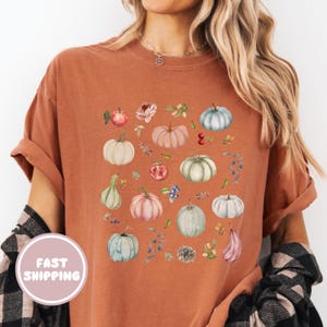 Watercolor Pumpkin Shirt, Cozy Autumn Graphic Tee with Cottagecore Botanical Design, Cute Fall Thanksgiving T-Shirt for Women and Fall Lover