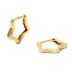 Stern Ohrringe - 14K Echt Gold Huggie Hoop Ohrring - Stacking Creolen in Weißgold - Zierliche Ohrringe zu Freundin - Einzigartiges Geschenk für Sie