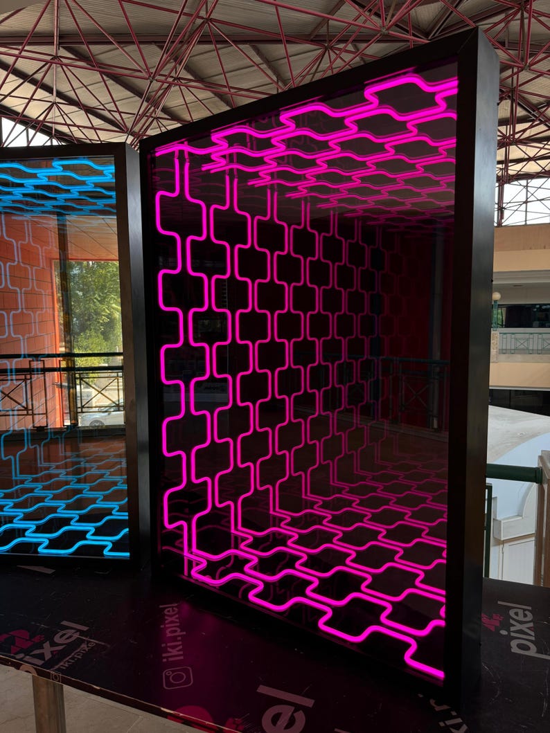 Infinity Mirror LED Wall Art - Custom Personalized Optical Illusion ...