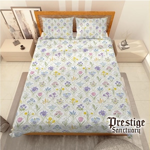 Cottagecore Coquette Flower Quilt Bedding Set – Floral Botanical Pillowcases, Shabby Chic Ruffle, Vintage Bedroom Decor, Wedding Gift