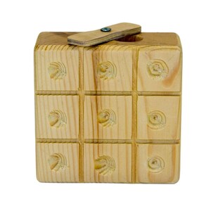 Juego de tres en raya de madera, juego de lógica Montessori de tamaño de viaje para niños, tablero Triliza portátil con almacenamiento incorporado