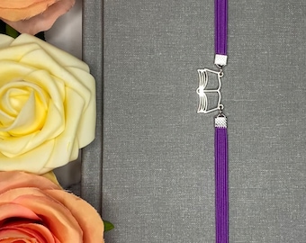Book Love Charm Elastic Bookmark