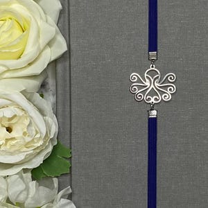 Octopus Charm Elastic Bookmark