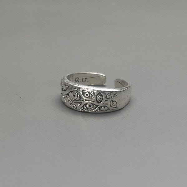 y2k vintage silver egyptian eye ring