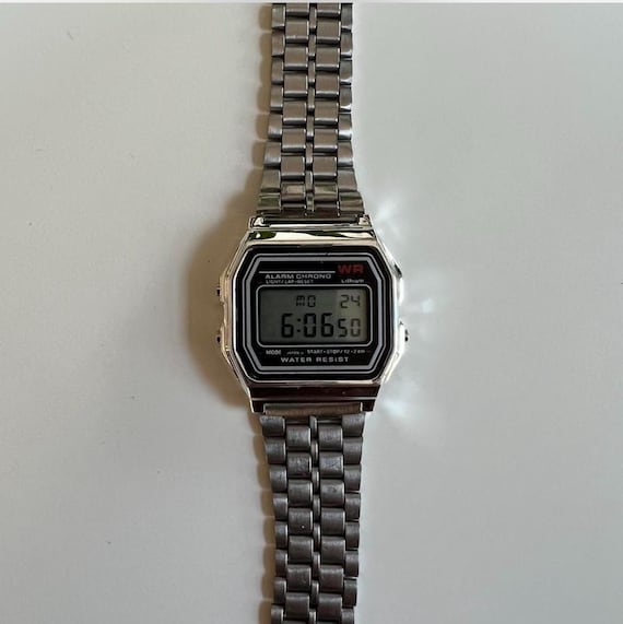 Y2k, 2000s Vintage Retro Style Silver Stainless Steel, Digital Watch, Adjustable Band, 8.5 Inches Length - Etsy Y2k, 2000s Vintage Retro Style Silver Stainless Steel, Digital Watch, Adjustable Band, 8.5 Inches Length - Etsy