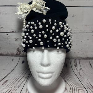 Black Pearl Beanie - Etsy display picture 1