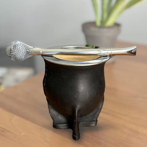 Handcrafted Calabaza Mate Gourd - Authentic Argentine Tea Cup Camionero Uruguayo