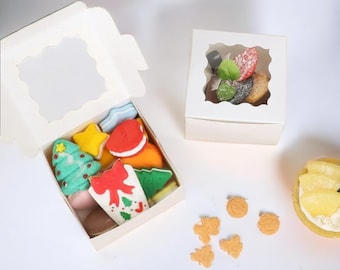 50-Pack White Bakery Boxes with Clear Window, 4x4x2.5&quot; Treat Boxes, Mini Pastry Boxes for Cookies, Donuts, Strawberries, Small Cakes