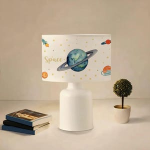Kids Space Theme Table Lamp, Children&#39;s Room Bedside Light, Planet and Star Design Night Lamp,Space Desk Decor for Boys,