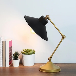 Vintage Flexo Schreibtischlampe: Verstellbare Tischleuchte aus Metall
