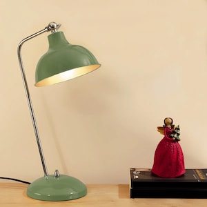Grüne Metall Schreibtischlampe: Einstellbare industrielle Home-Office-Beleuchtung