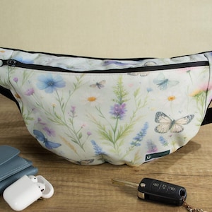 Fanny Pack • Belt Bag • Crossbody Bag – Handmade in Germany with Exclusive Print