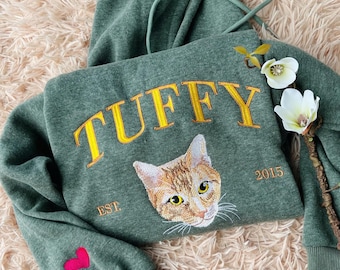 Custom Pet Embroidered Sweatshirt, Personalized Dog Hoodie, Dog Face Embroidery From Photo, Custom Pet Portrait Sweatshirt, eT317g0b