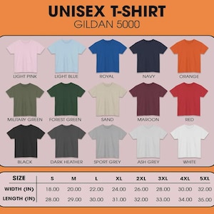 K&ouml;nnte beinhalten: Grafik mit einer Auswahl an Unisex-T-Shirts in verschiedenen Farben, darunter Hellrosa, Hellblau, Royalblau, Marineblau und Orange. Die Abbildung enth&auml;lt auch eine Gr&ouml;&szlig;entabelle mit Ma&szlig;en in Zoll f&uuml;r Breite und L&auml;nge.