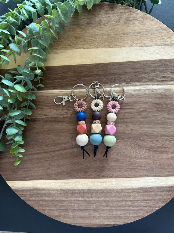 Mini Daisy Keychain