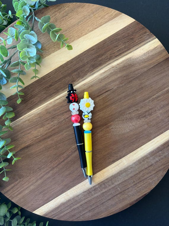 Spring Ladybug and Flower Pen