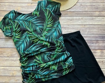 Women’s Medium  Tropical Palm Print Ruched Swim Top & Black Skort – Modest 2-Piece Swimsuit