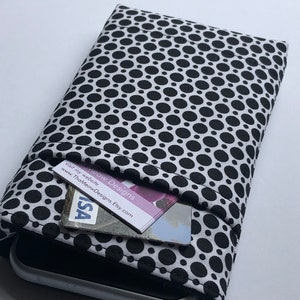 Cualquier iPhone 16, 15, 14 Pro Max más cualquier Samsung Galaxy S25, S24, S23 Ultra, cualquier teléfono inteligente, funda tipo billetera, funda de bolsillo, puntos negros y blancos