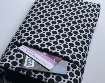 Handgefertigte Black & White Dots Handytasche mit Tasche