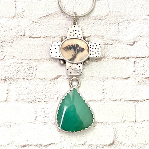 Sterling Cross Pendant with Agate, Chrysoprase Cross Jewelry, Religious Necklace, Christian Gift, Faith Pendant, inspirational gift, faith.