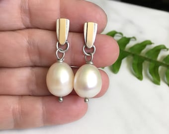 Pendientes colgantes de perla de los mares del Sur, plata de ley, oro de 22 kt, piedra natal de junio