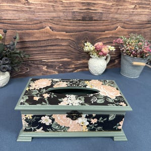 Porta tovaglioli in legno dipinto a mano, organizer rustico per cucina e sala da pranzo, originale decorazione in stile fattoria e regalo premuroso per la mamma.