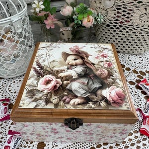 Decorative Wooden Storage Box, Hand-Painted Keepsake Box, Craft Box, Unique Gift, Wooden Organizer, Gifts For Mom, Gifts For Her
