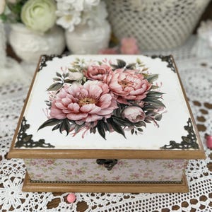 Floral Hand Painted Wooden Box, Flower Jewelry Organizer, Wooden Trinket Box, Boho Storage Box with Floral Decoupage, Gift for Her