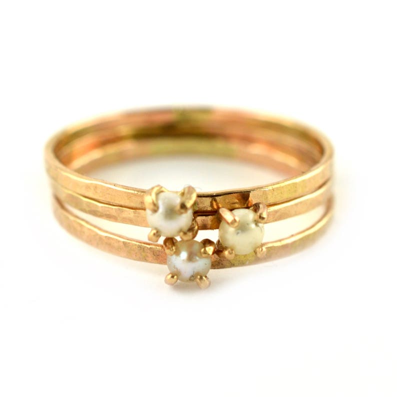 Delicate Pearl Ring, Gold Gemstone Ring, June Birthstone Ring, SINGLE RING 