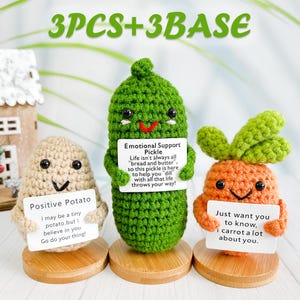 Joli cornichon/pomme de terre/carotte au crochet, cadeau de soutien émotionnel, pomme de terre positive, cadeau personnalisé, cadeau de remerciement, légume positif, cadeau pour ami